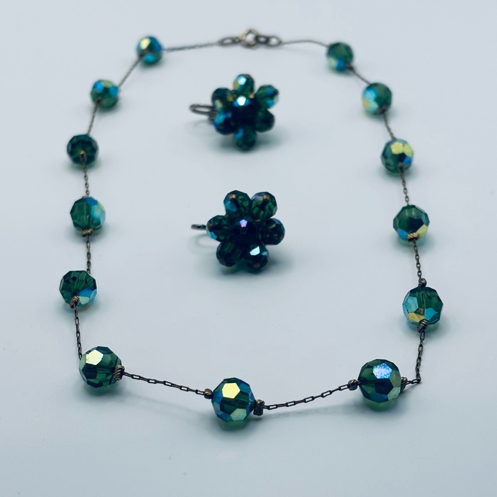 Vintage  Green Beaded Jewelry Set